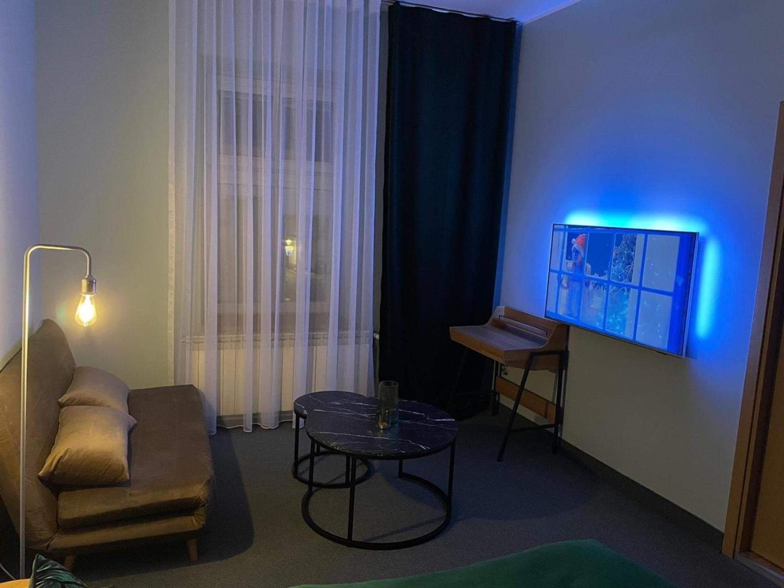 Apartamenty Na Starowce - Apartments In The Old Town 치에신 외부 사진